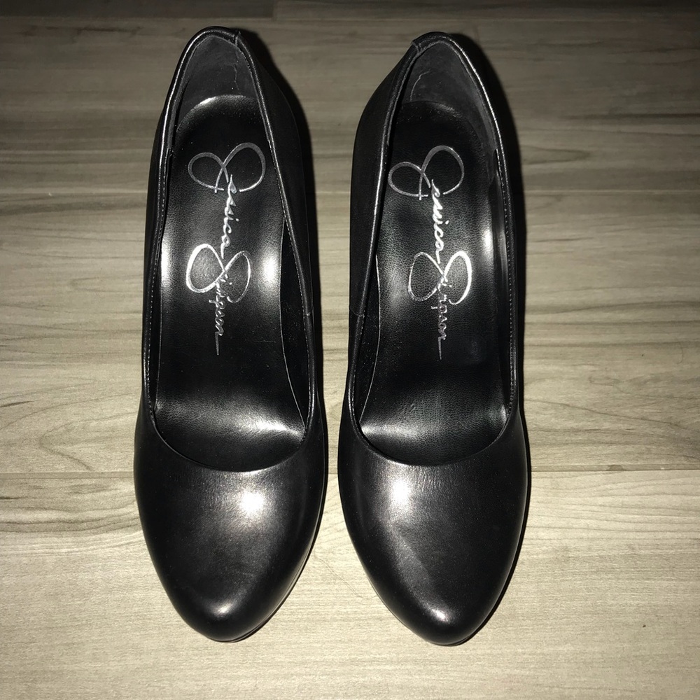 Women’s Jessica Simpson Black Pumps